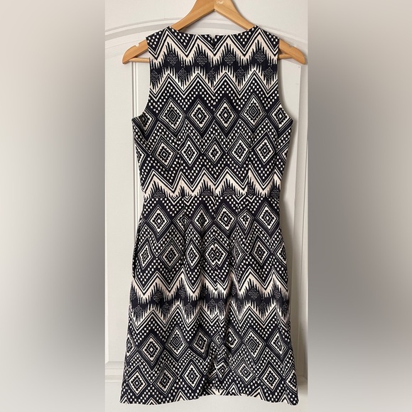 J. Crew Factory Black and White Geometric Sleeveless Business Midi Dress Size 2 - Picture 4 of 5